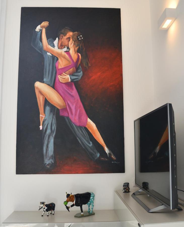 Art View Luxury Apartment Bari Eksteriør billede